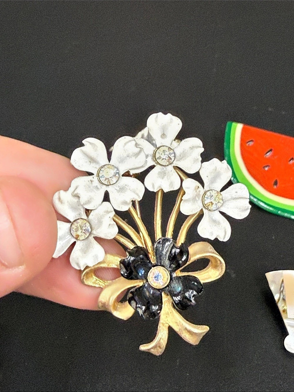 Assorted Brooch Pin Set Gold Multicolor - Picture 4 of 6